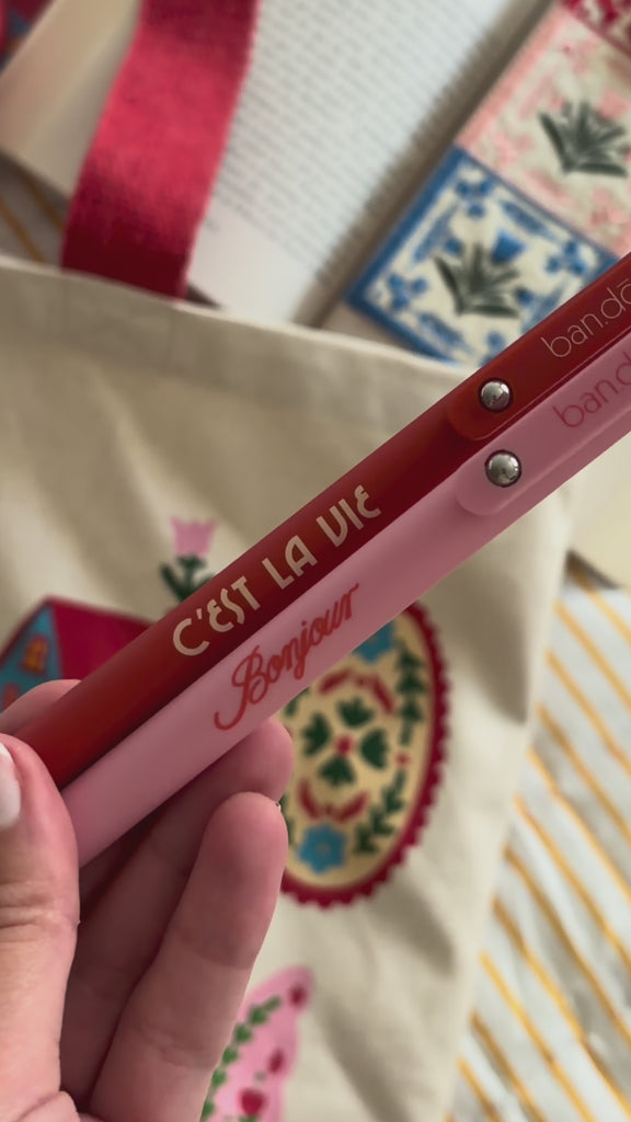model writing with fidget pens
